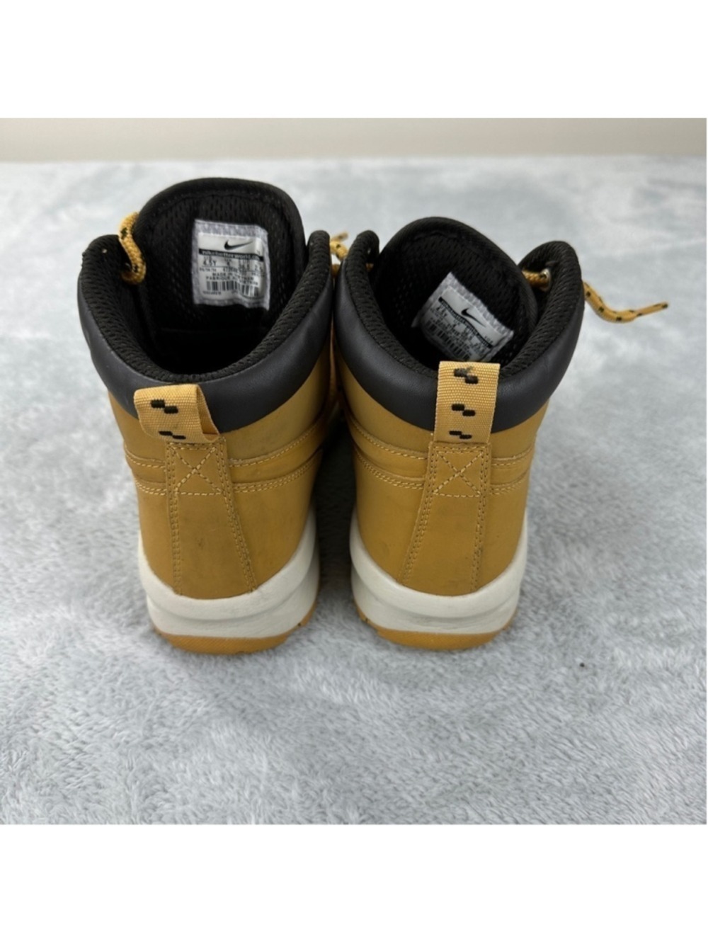 Nike ACG Manoa Leather Boots Haystack Size 4.5Y - Picture 6 of 13